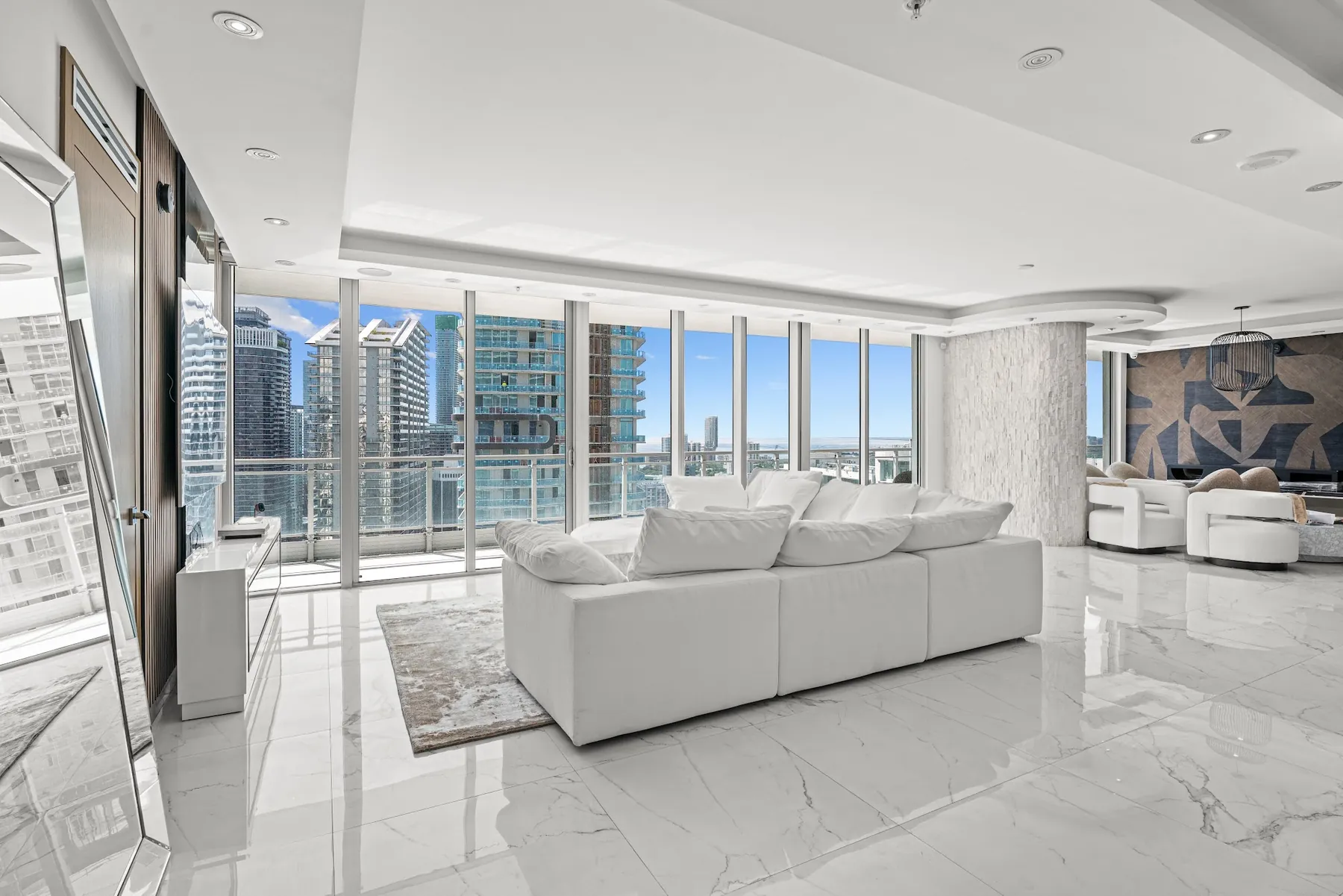 Mint at Riverfront Residence 4003-04 living room