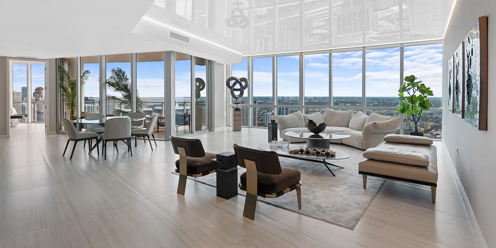 Penthouse 4912