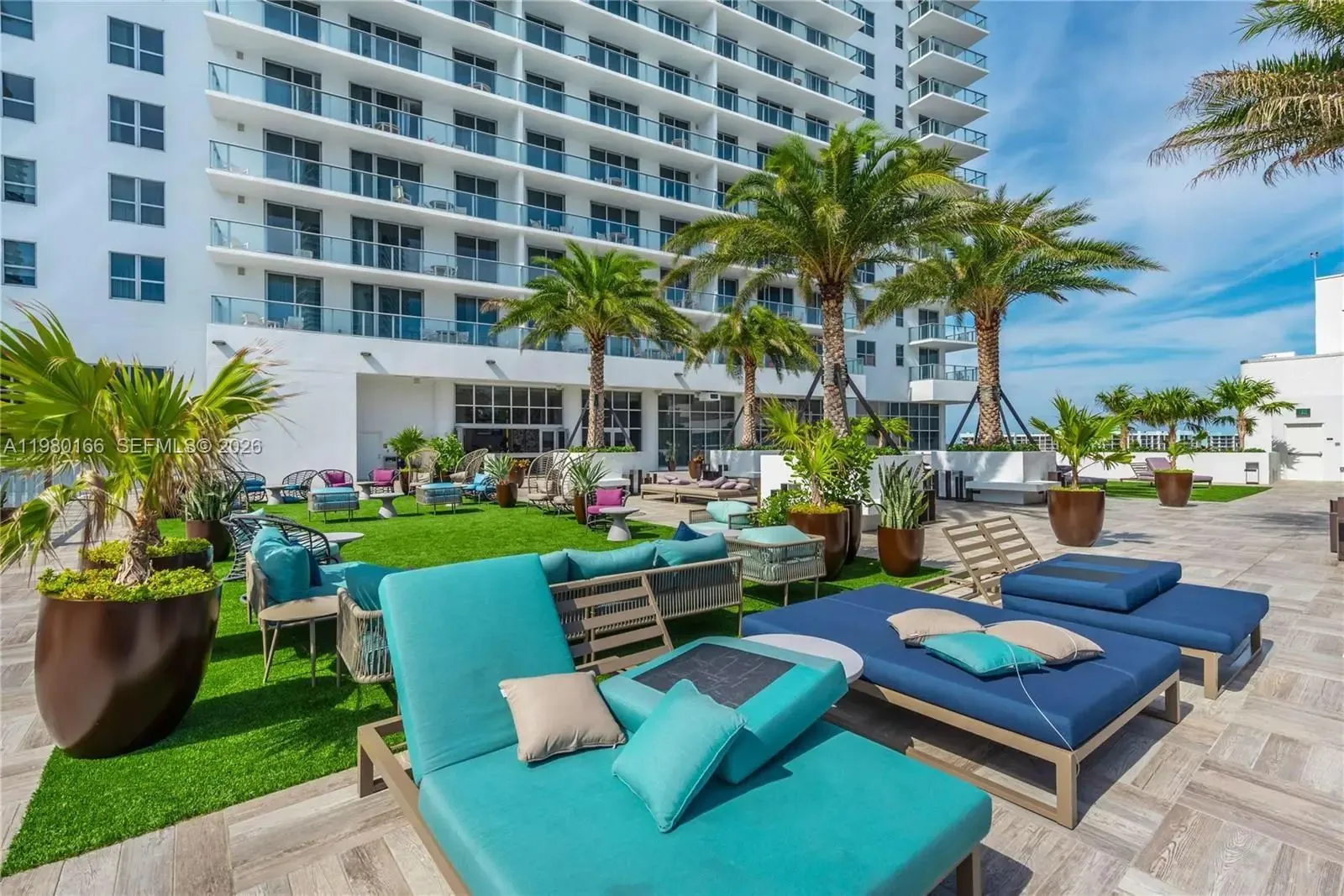 Sun deck